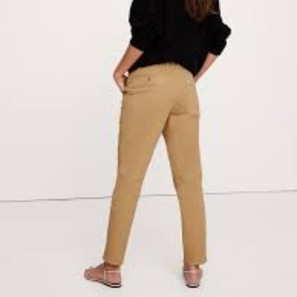 Mid-Rise Slim Cargo Pant - Picture 1 of 6